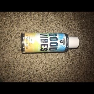 Vs pink (good vibes) spray
